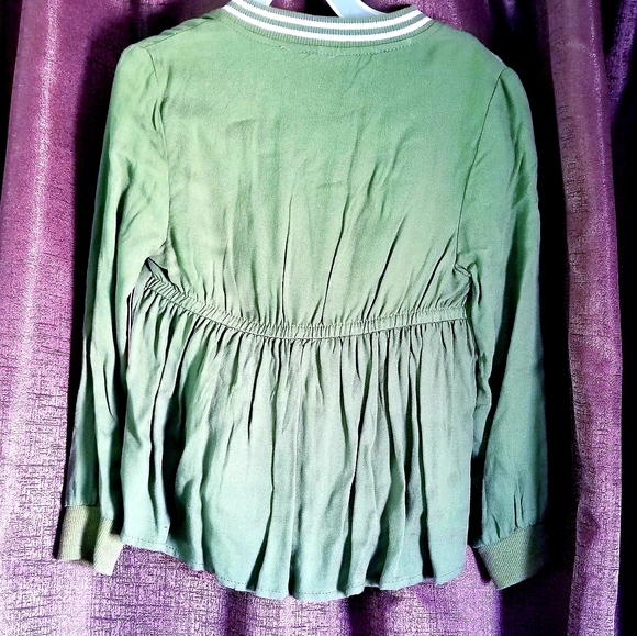 NWT with DEFECT, Two-Piece Tee and Jacket Set - Picture 5 of 11